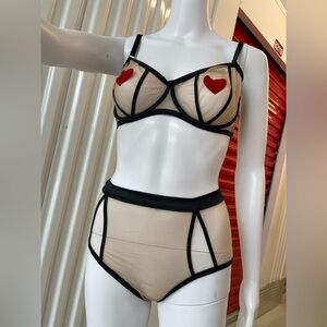 Chic Valentine Heart-Accent Bra Set